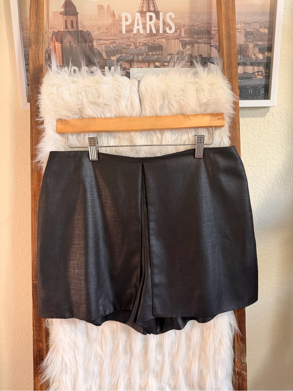BCBGMaxAzria Black Faux-Leather Skort